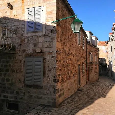 Hvar Hula Apartment *